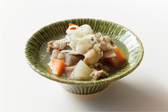 Salted stomach stew with yuzu citrus pepper